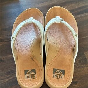 Reef Pacific (?) Leather Flip-flops - 8